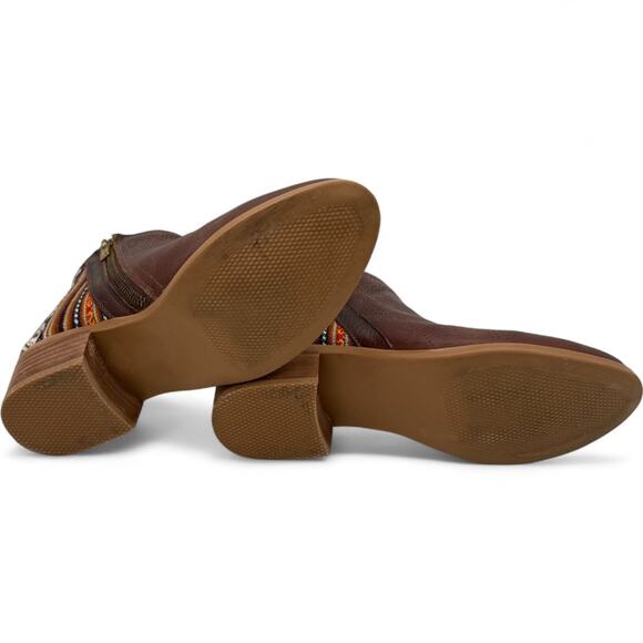 Inkkas Peruvian Brown Leather sz 6 Almond Toe Outside Side Zip Ankle Bootie Boot - Picture 9 of 9